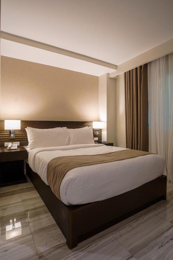 Hotel Areca レガスピ エクステリア 写真